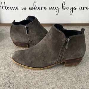 Lucky brand women’s ankle booties size 7